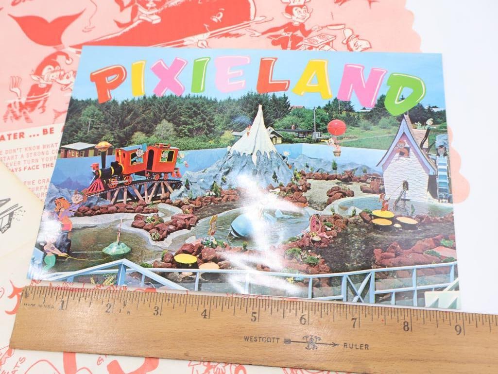 Collection of Vintage Pixieland Oregon Souvenirs - 8