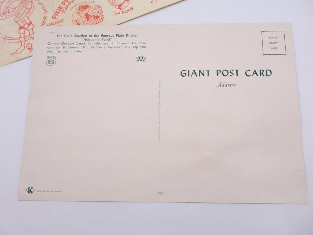 Collection of Vintage Pixieland Oregon Souvenirs - 9