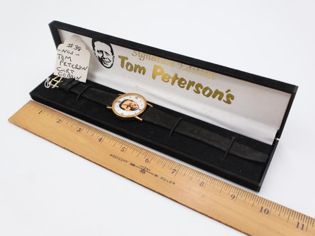 Vintage Tom Peterson's Wrist Watch in Original Case - 2