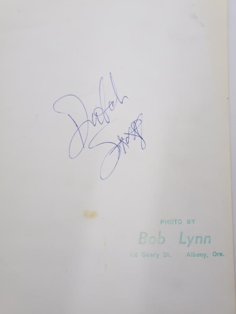 Amazing Collection of Vintage Portland Wrestling Photos, Some Autographed - 11