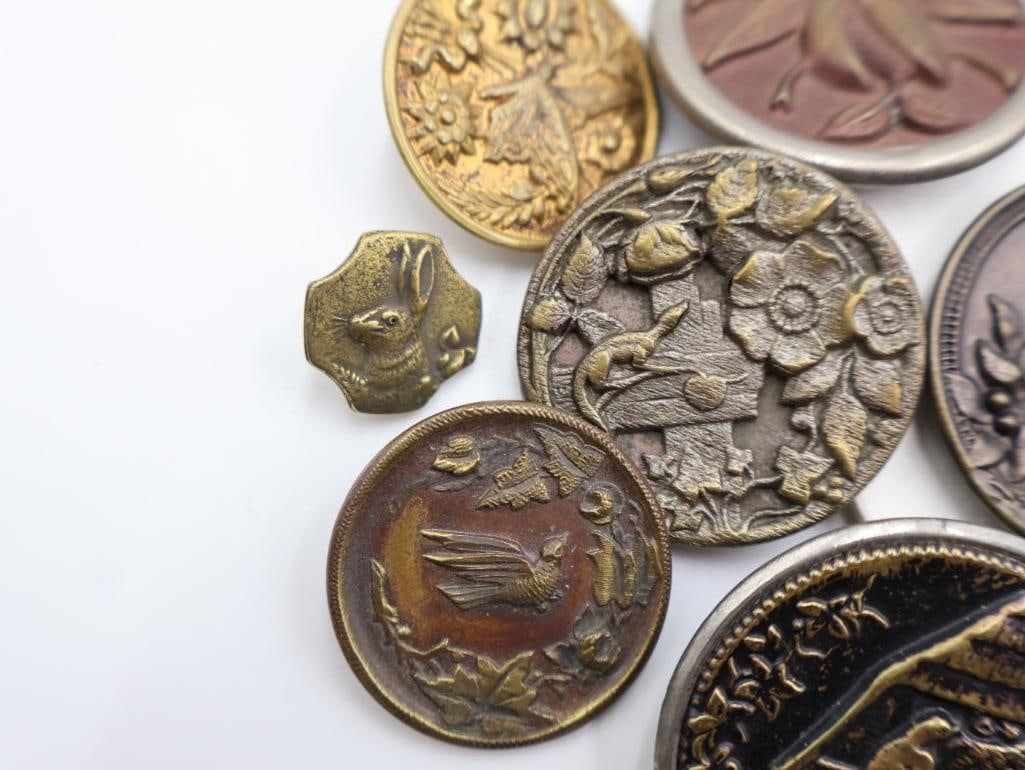 Antique Birds and Bugs Metal Picture Buttons - 8