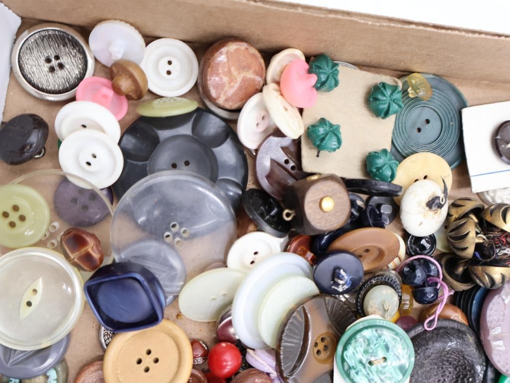 Collection of Vintage Buttons - 3