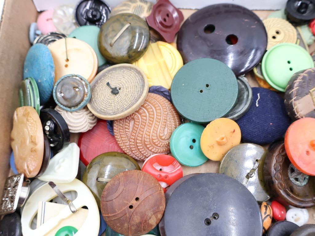 Collection of Vintage Buttons - 5