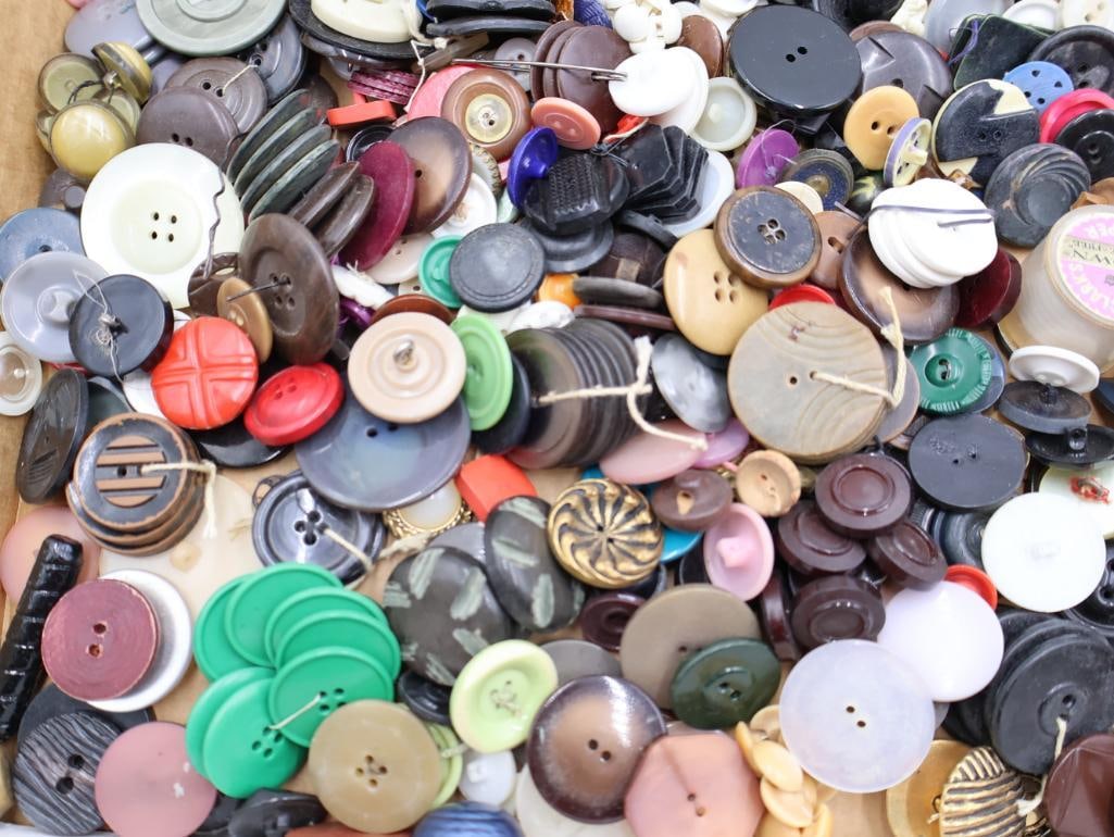 Collection of Vintage Buttons - 3