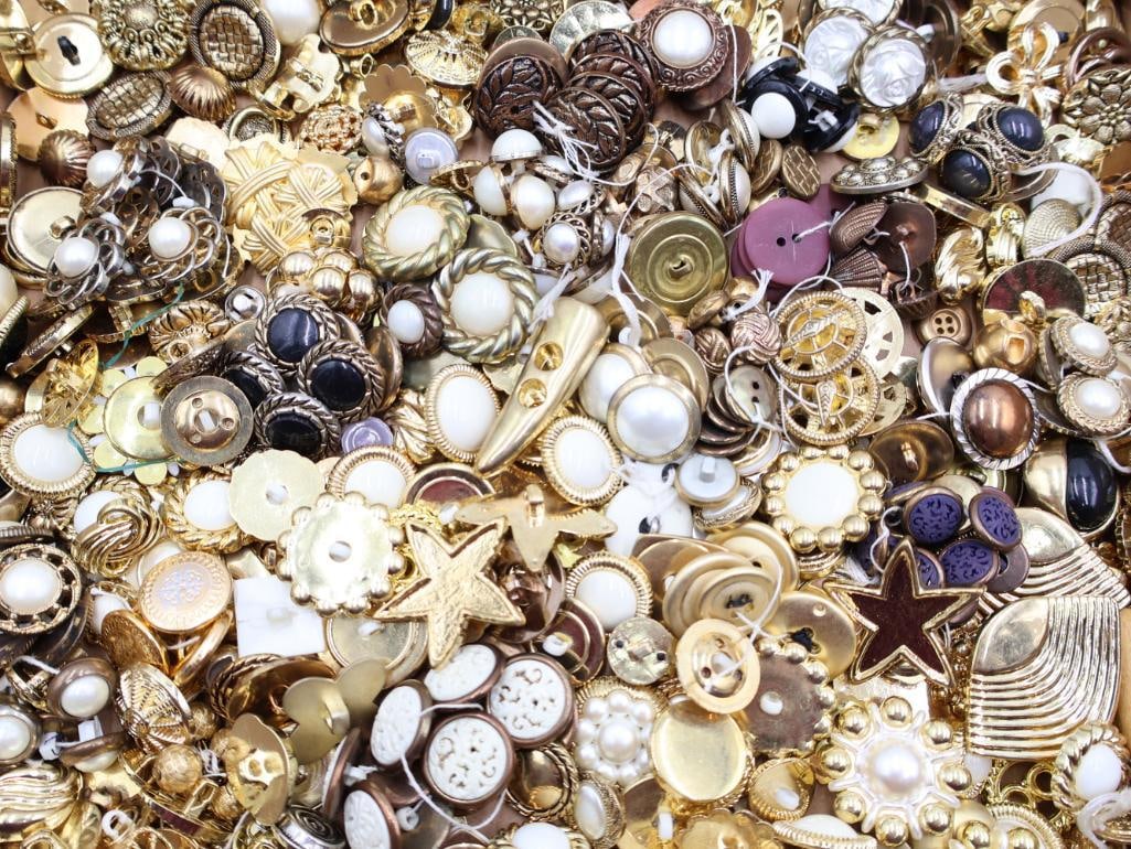 Collection of Vintage Decorative gold Toned Buttons - 5