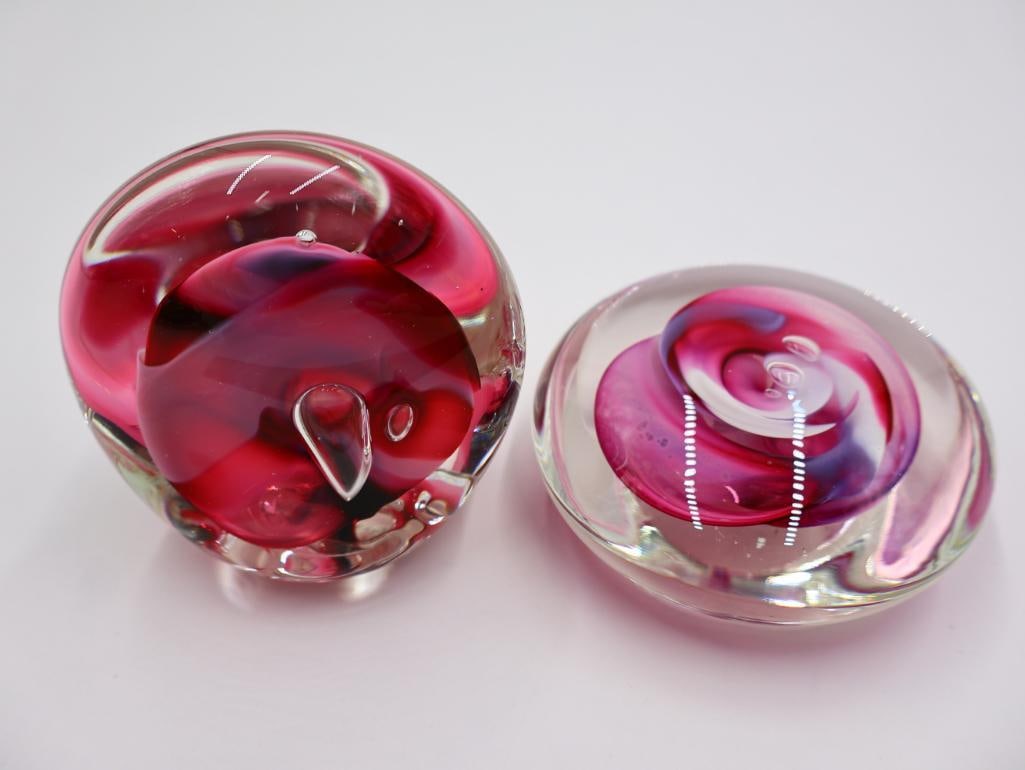 Pair of Jim Karg Ribbon Art Glass Paper Weights - 3