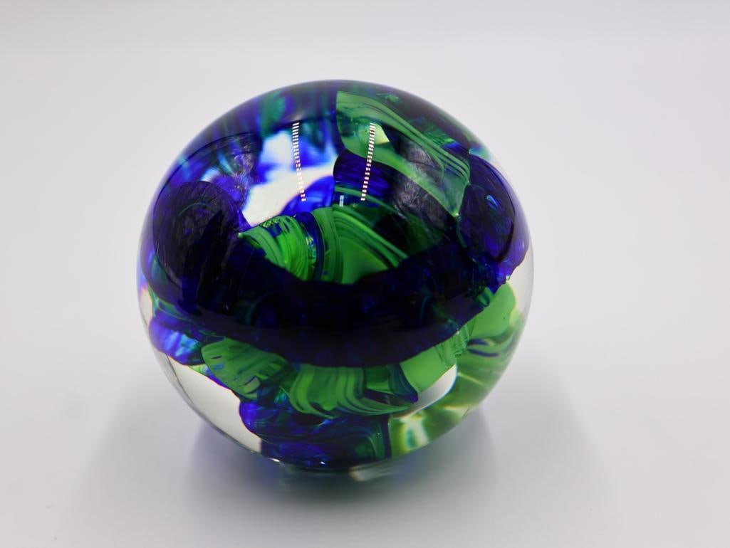 Pair of Jim Karg Ribbon Art Glass Paper Weights - 7