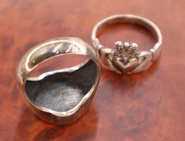 Two Sterling Silver British Isles Rings - 2