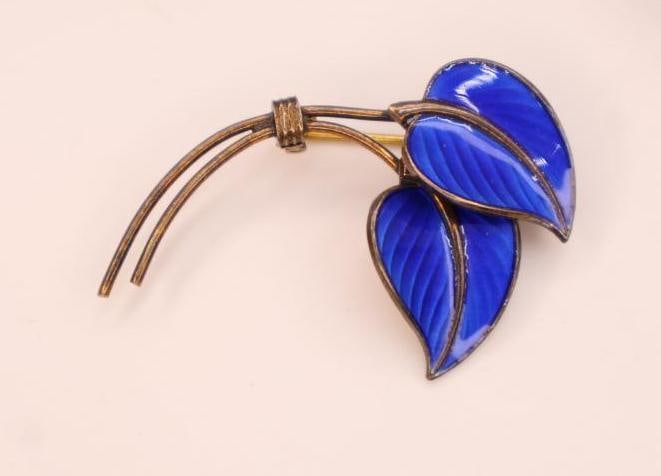 Three Vintage Sterling Silver Floral Brooches - 5