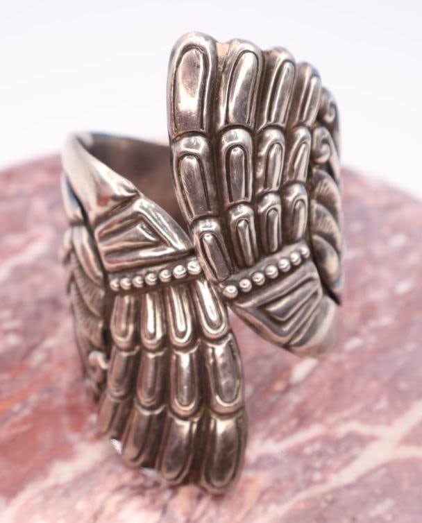Vintage Taxco Sterling Silver Cuff: Ornate spring closure cuff, marked sterling 925 with maker mark