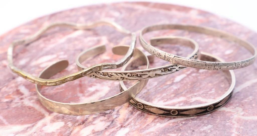 Five Vintage Bangles and Cuffs (1 of 10)