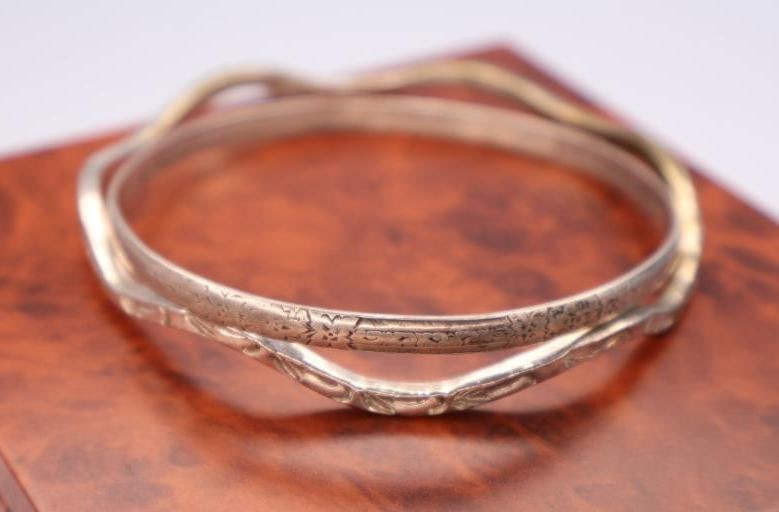 Five Vintage Bangles and Cuffs - 8