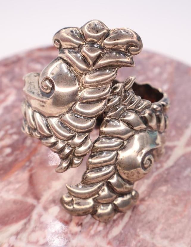 Assorted Vintage Bracelets (1 of 6)