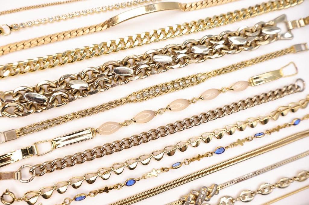Large Bracelet Collection - 4