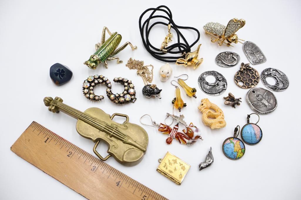 Vintage Costume Jewelry & Novelty Pendant Lot - 2