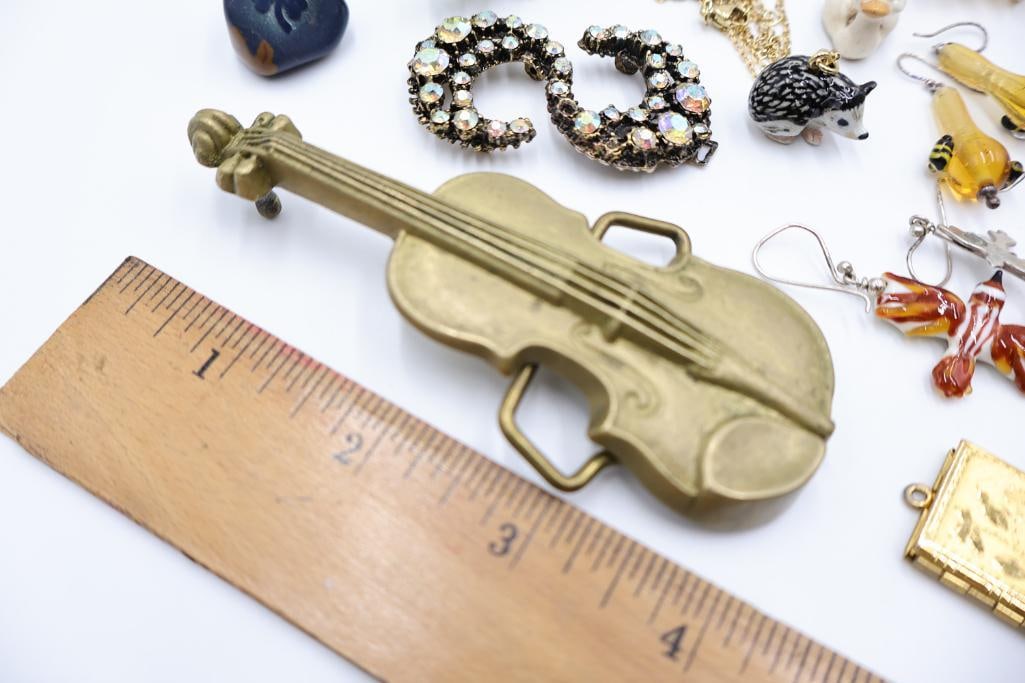 Vintage Costume Jewelry & Novelty Pendant Lot - 3