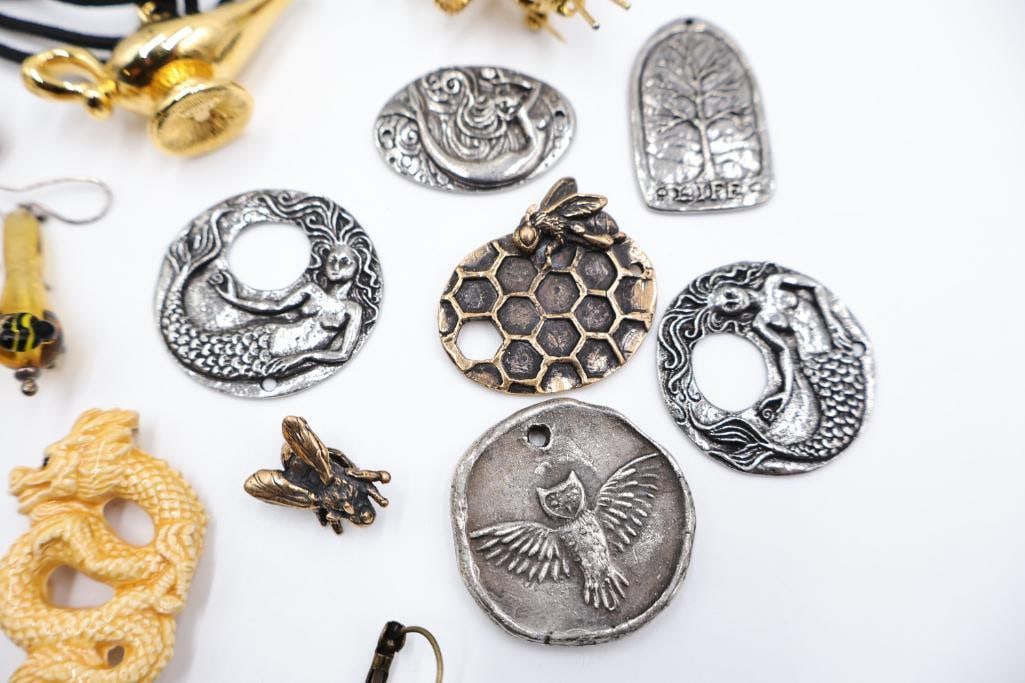 Vintage Costume Jewelry & Novelty Pendant Lot - 8