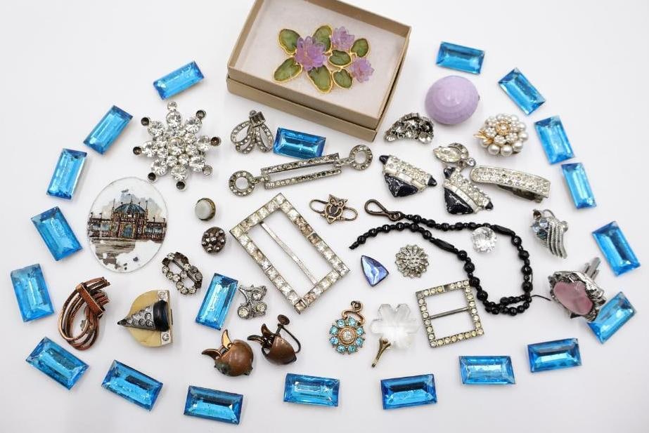 Vintage Rhinestone & Costume Jewelry Assortment (1 of 14)