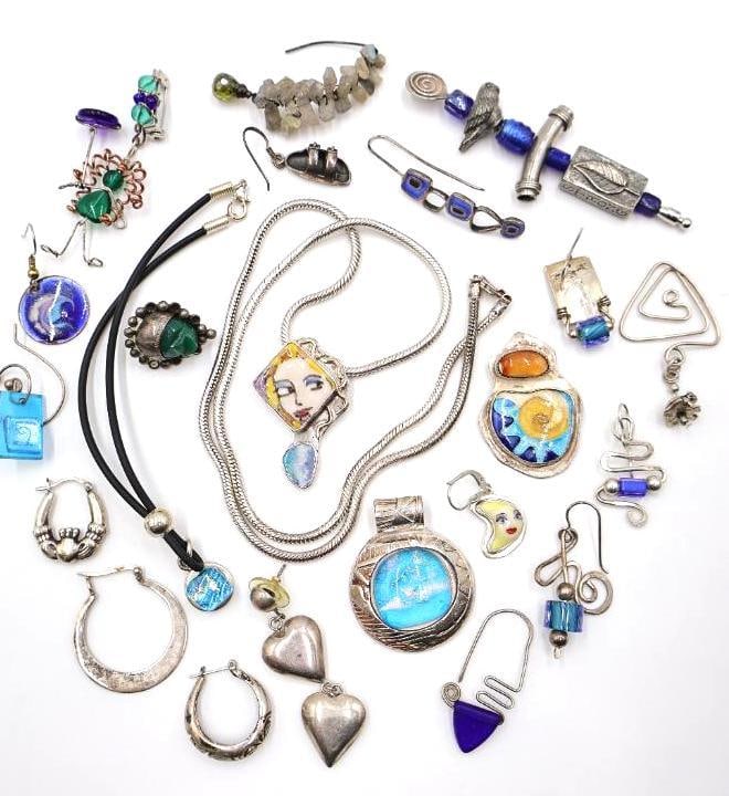 Artisan & Vintage Mixed Jewelry Collection (1 of 20)