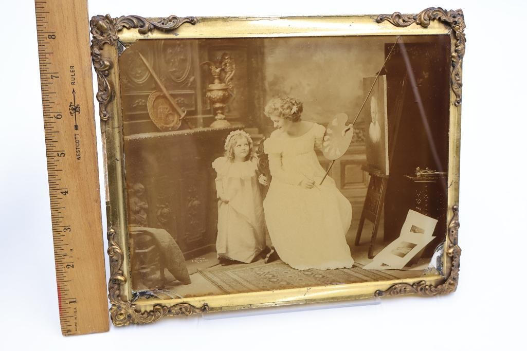 Antique Framed Photograph & Vanity Accessories Lot - 10