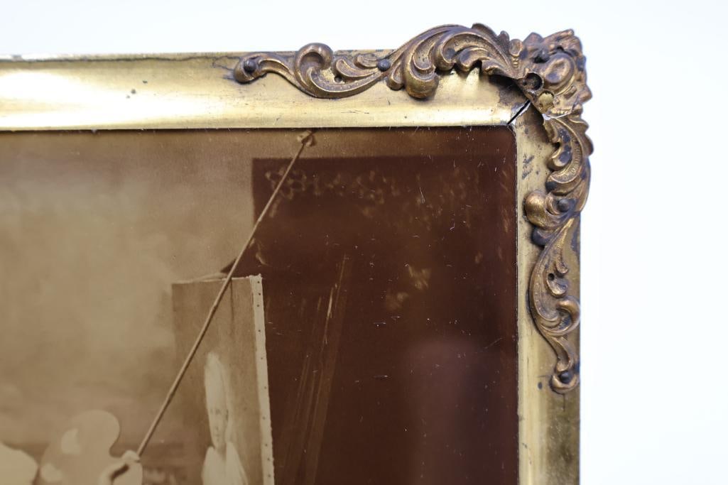 Antique Framed Photograph & Vanity Accessories Lot - 15