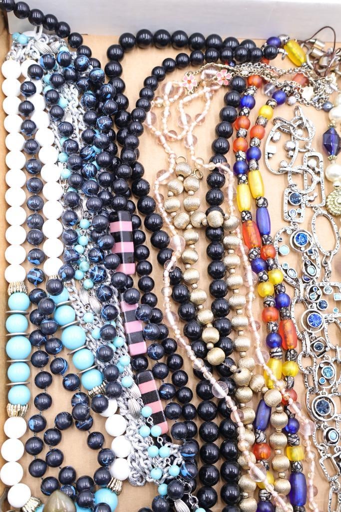 Large Vintage Costume Jewelry Necklace & Bracelet Collection - 5