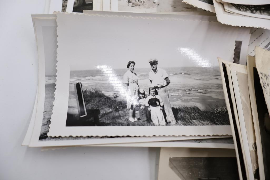 Antique Black & White Photographs, Cabinet Cards, Portraits & Snapshots - 9