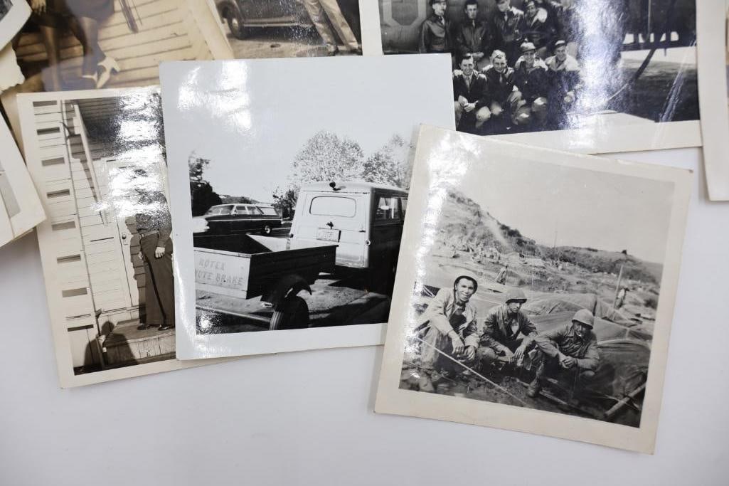 Large lot of vintage and antique photographs - 19