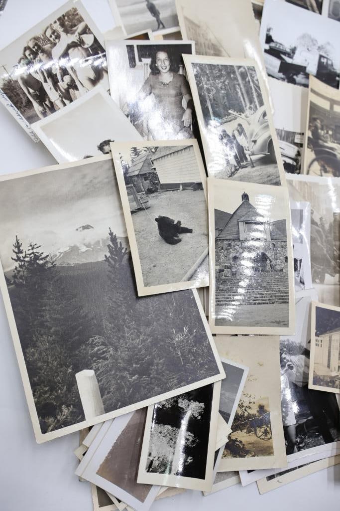Large lot of vintage and antique photographs - 2