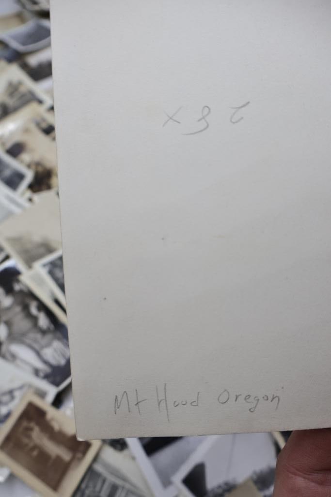 Large lot of vintage and antique photographs - 6