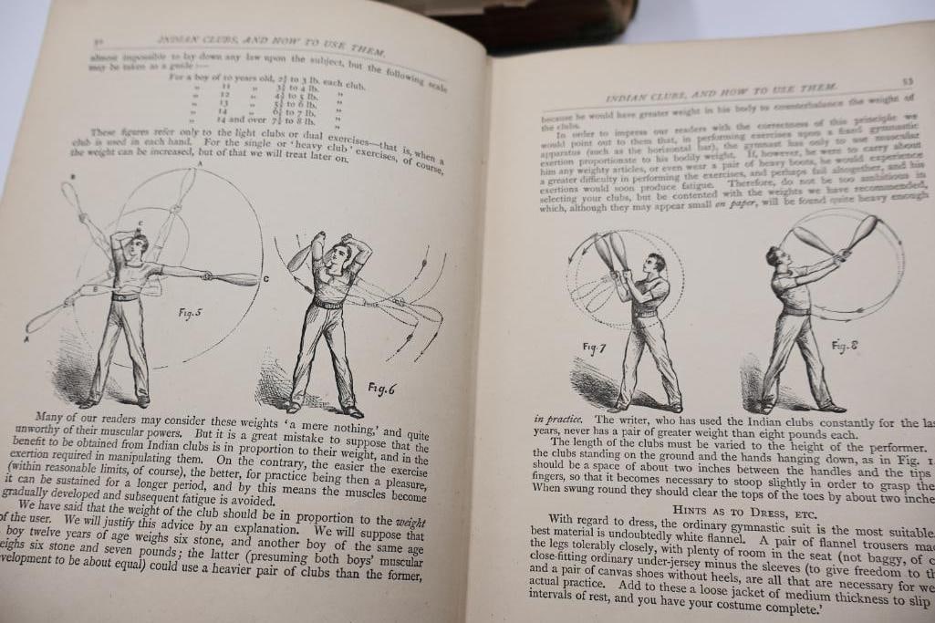 Collection of Antique & Vintage Illustrated Hardcover Books Including Mr. Romfords Hounds - 12