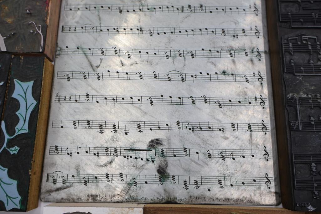 Collection of Vintage Printing Blocks, Music Plates & Letterpress Printing Accessories - 6