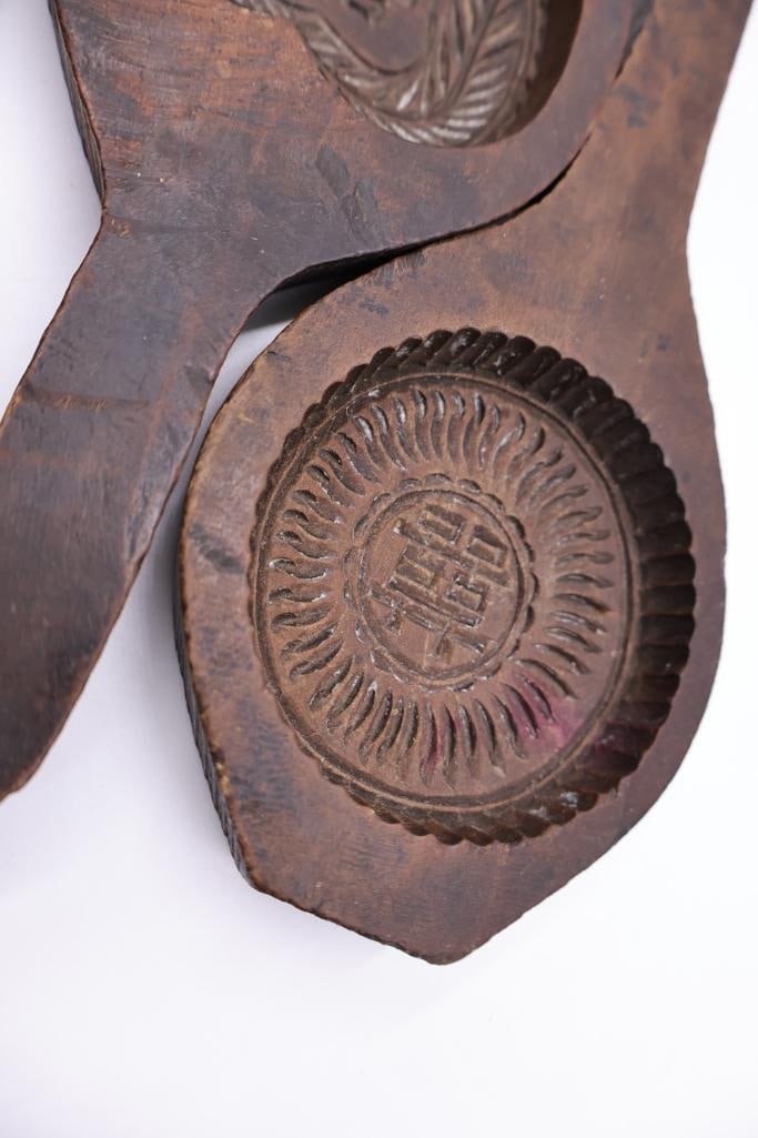 Antique, hand-carved wooden molds - 20