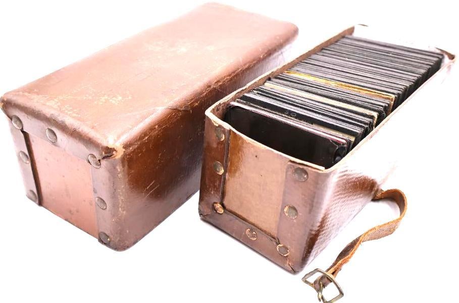 Vintage Glass Lantern Slides & Leather Carrying Case British Royal & Cathedral Views (1 of 20)