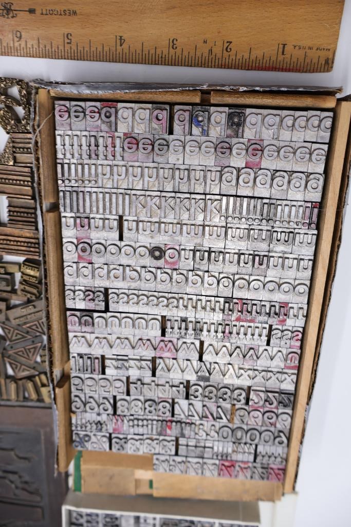 Large Antique Letterpress Printing Lot Metal Type, Printing Plates & Decorative Blocks - 4