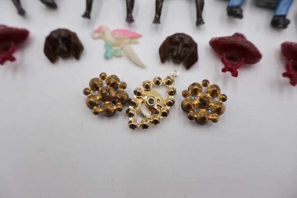 Vintage Plastic Toy Figures, Miniature Band Musicians & Novelty Charms Collection - 9