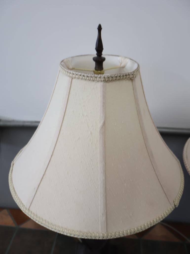Decorative Tile Top Console Table with Matching Table Lamps - 7
