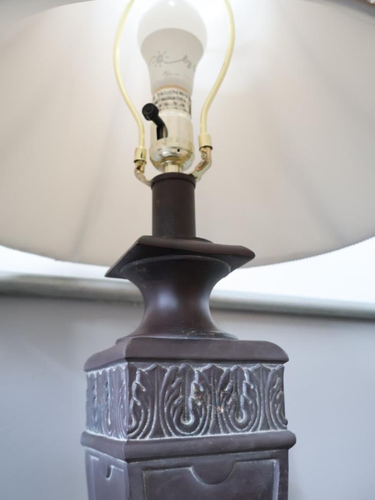 Decorative Tile Top Console Table with Matching Table Lamps - 9