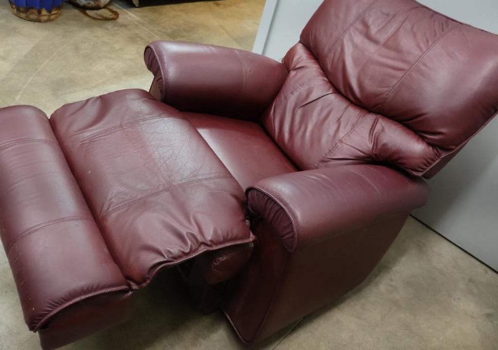 La-Z-Boy Burgundy Leather Recliner Chair - 9