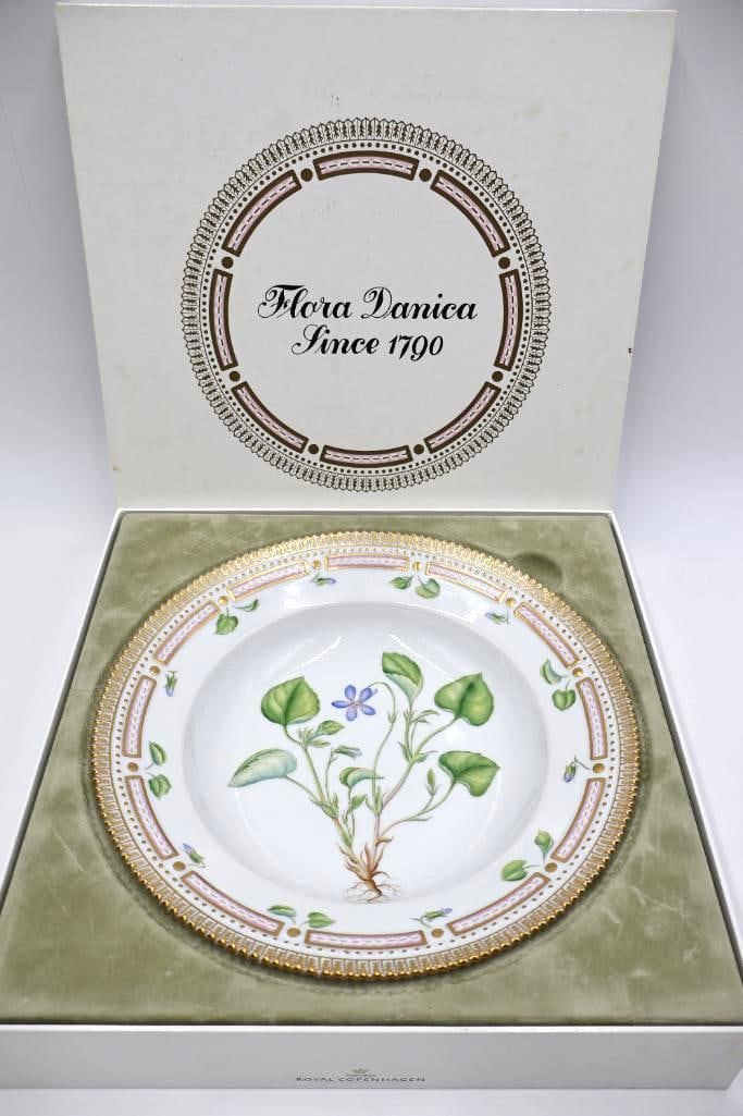 Royal Copenhagen Flora Danica Botanical Plate (1 of 8)
