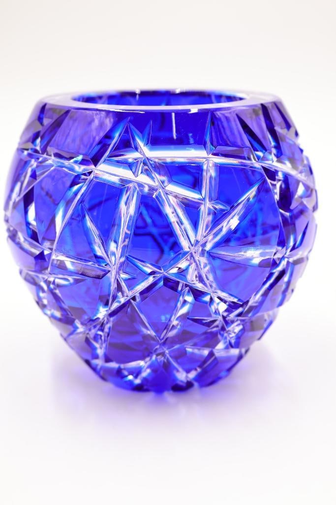 Contemporary Cut-to-Color Cobalt Blue Dishes - 7