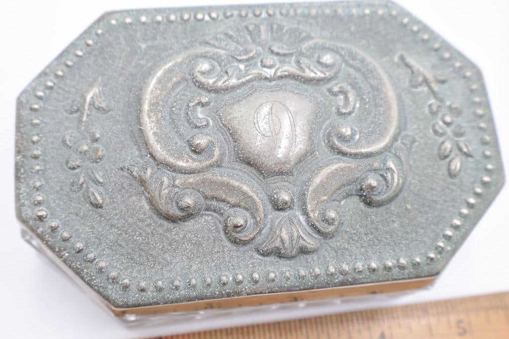 Vintage Vanity Essentials - 4