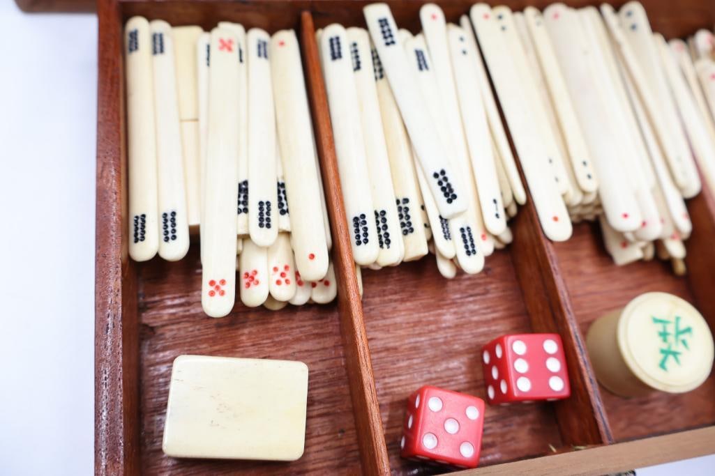 Vintage Mahjong Set in Wood Case - 7