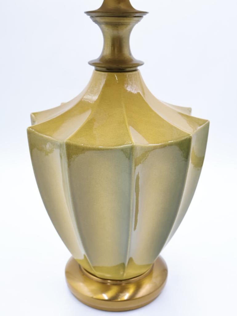 Vintage MCM Ceramic Table Lamp - 4