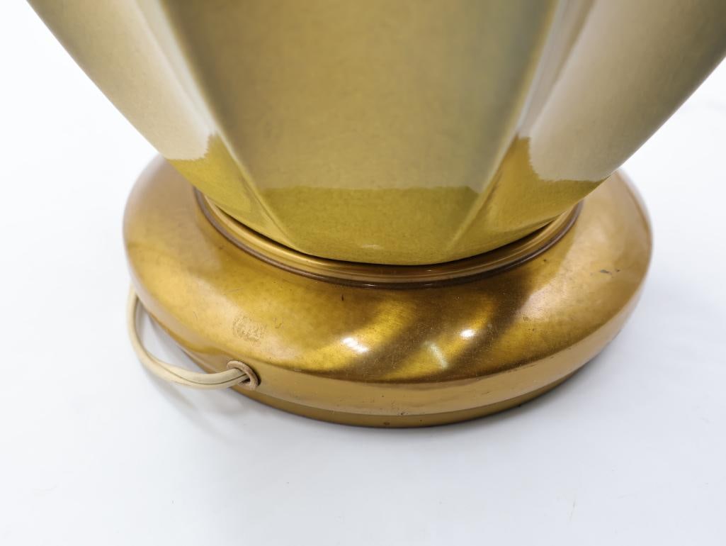 Vintage MCM Ceramic Table Lamp - 8