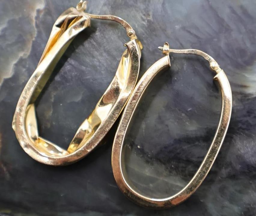 Pair of 14k Gold Earrings - 4