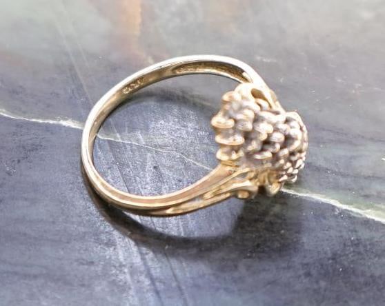 14k Gold and Diamonds Ring - 5