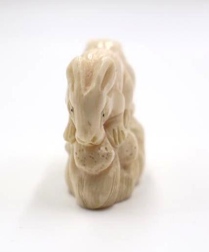 Antique Carved Japanese Rabbit Netsuke - 5
