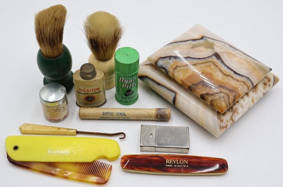 Vintage Vanity Essentials (1 of 14)