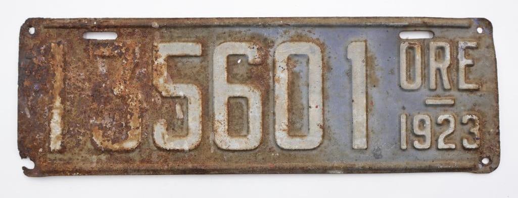Antique 1923 Oregon License Plate: Please view all photos for condition